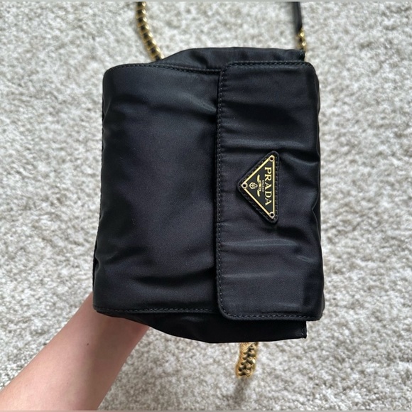 PRADA VINTAGE MINI BLACK CROSSBODY WITH GOLD CHAIN - Picture 6 of 11